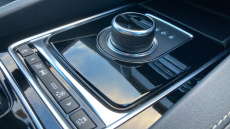 Jaguar F-Pace 2.0d [180] Chequered Flag 5dr Auto AWD Diesel Estate